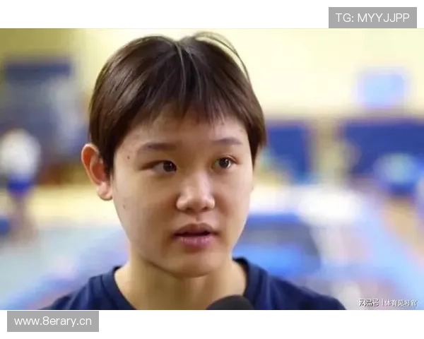 刷到张家齐拎菜米袋回家的那张，平民设定把我笑懵了