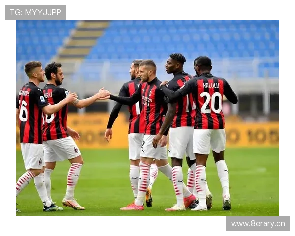 AC米兰中场缺少关键连接点，组织推进效率受限